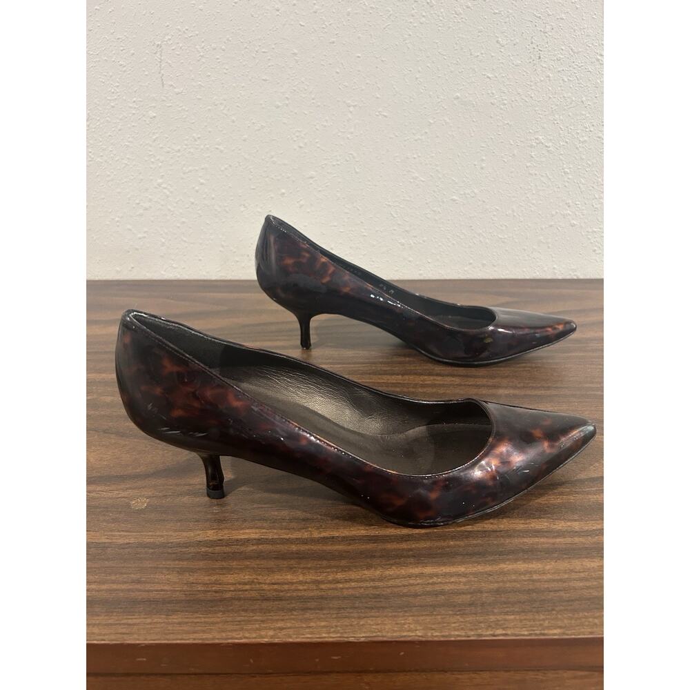 Stuart Weitzman Tortoise Shell Patent Leather Pointed Toe‎ Kitten Heels Size 8.5